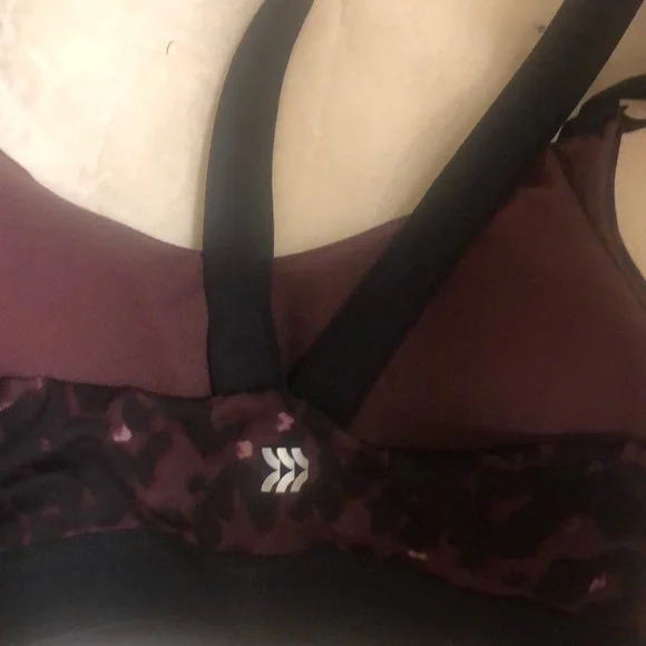 NWOT All In Motion Leopard Print 7/8 Legging & Sports Bra Set Size Small - Picture 9 of 16